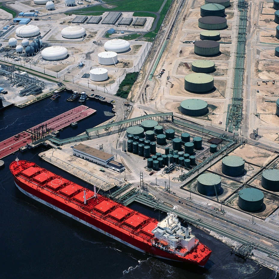 Storage and distribution in the Oil & Gas industry