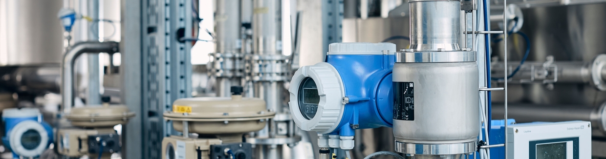 Picture of Proline Promag H flowmeters for food and beverage industry compliance