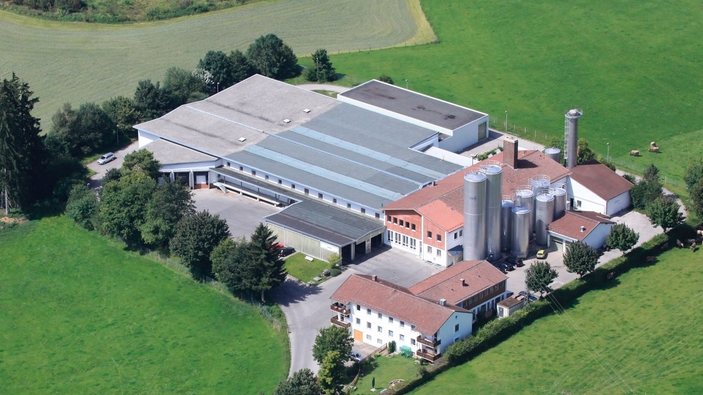 Monitoring of boiler water in cheese production with the SWAS Compact panel