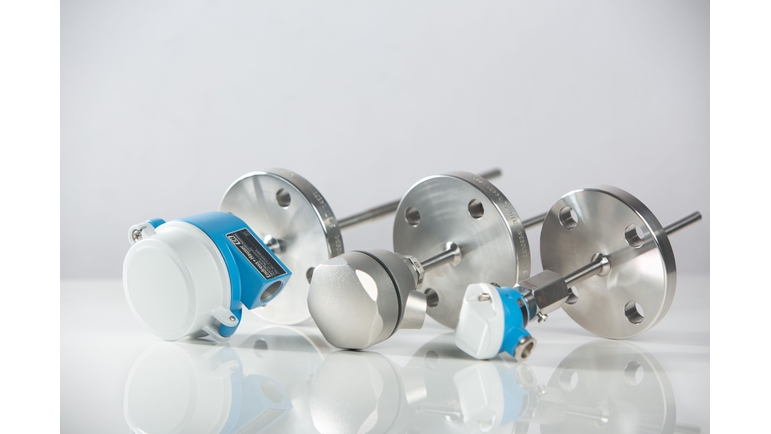 Industrial thermometers iTHERM ModuLine TM131 and TM121